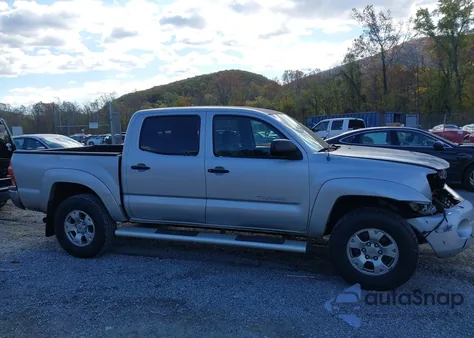 2007 Toyota Tacoma Base V6 z USA, uszkodzony, nr VIN 3TMLU42N57M012220